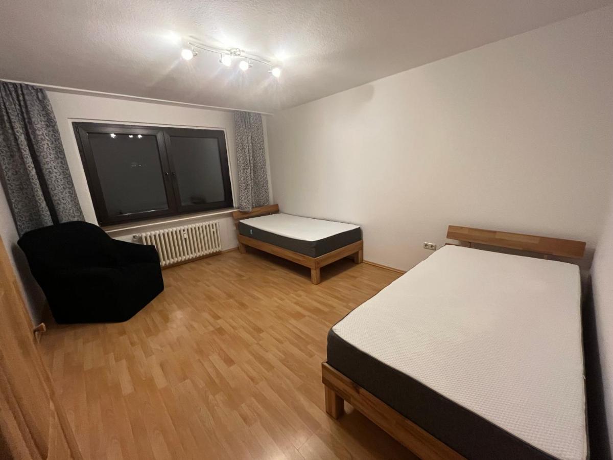 Zimmer Fuer Monteure, Handwerker Oder Reisende Essen Kültér fotó