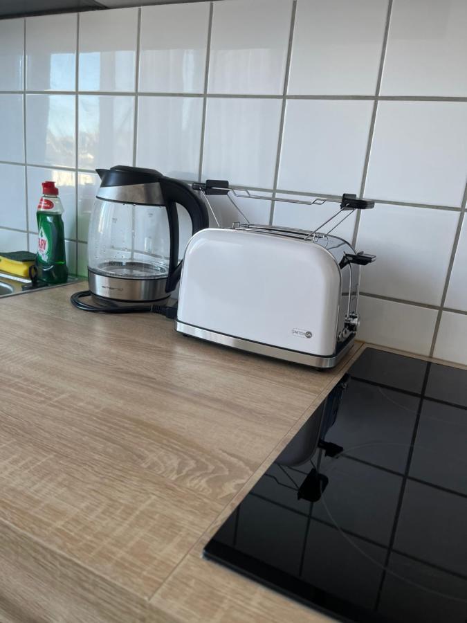Zimmer Fuer Monteure, Handwerker Oder Reisende Essen Kültér fotó