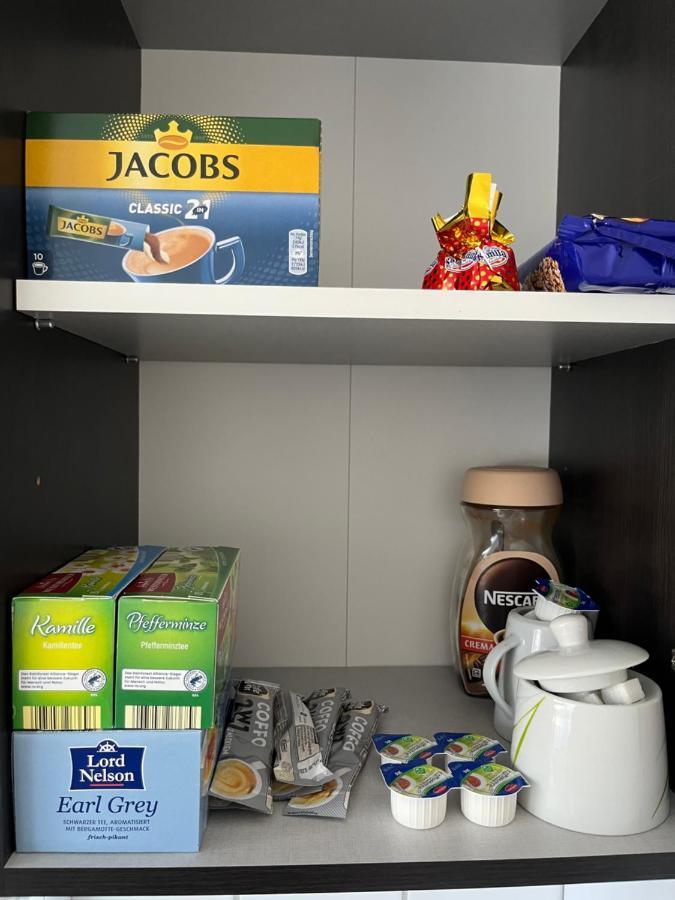 Zimmer Fuer Monteure, Handwerker Oder Reisende Essen Kültér fotó